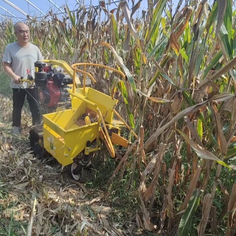 Combine Harvester Mini - Colheitadeira de Milho Mini de Baixo
